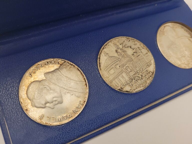 3 MONETY PIELGRZYMKI JANA PAWŁA II DO POLSKI