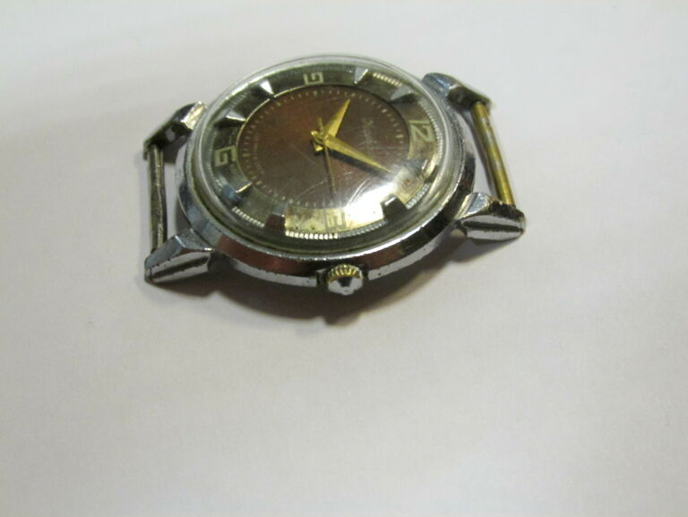 zegarek-nakrecany-kirowski-stan-uzywany