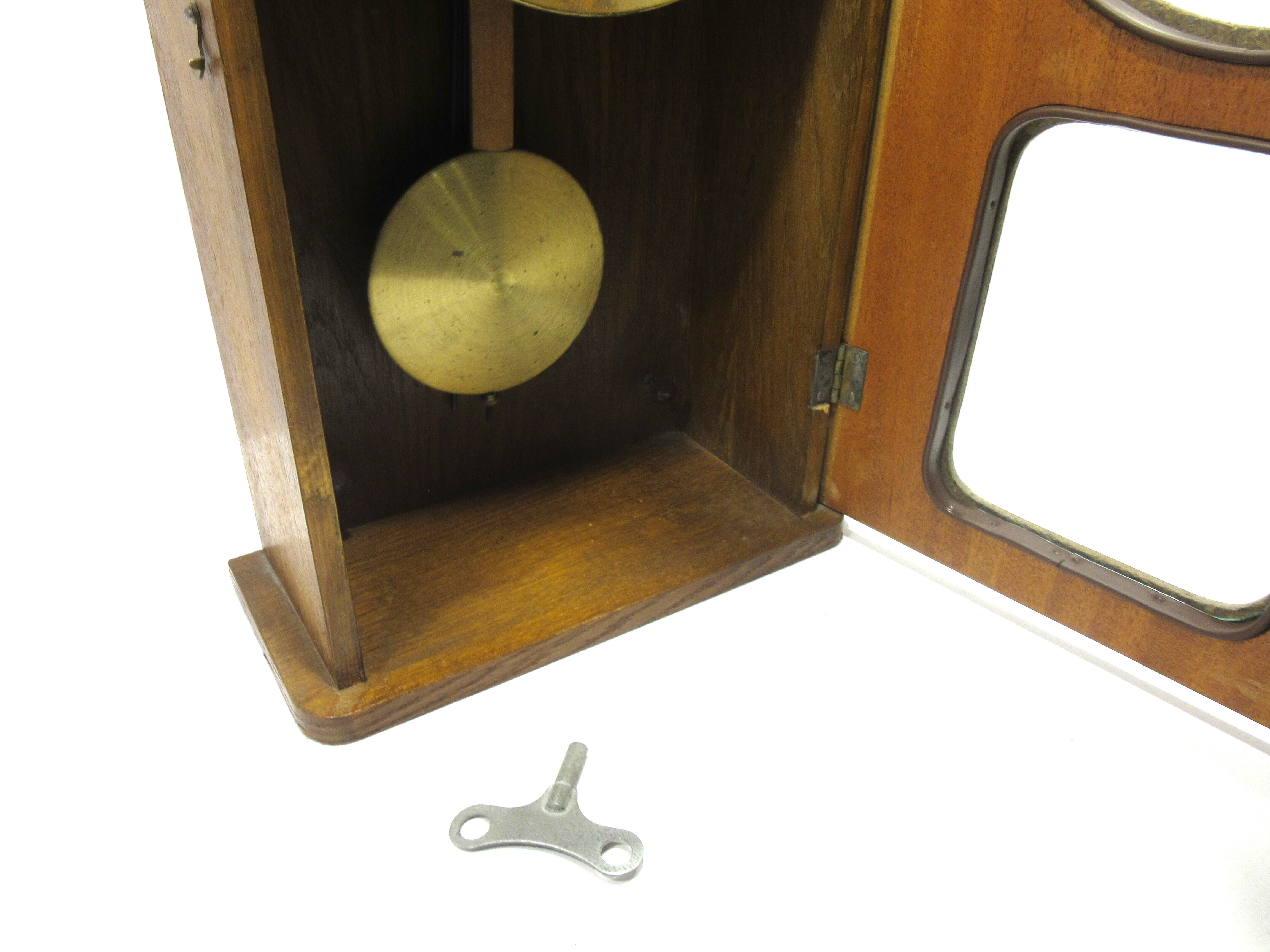 zegar-scienny-metron-prl-antyk-stan-nie-wymaga-renowacji