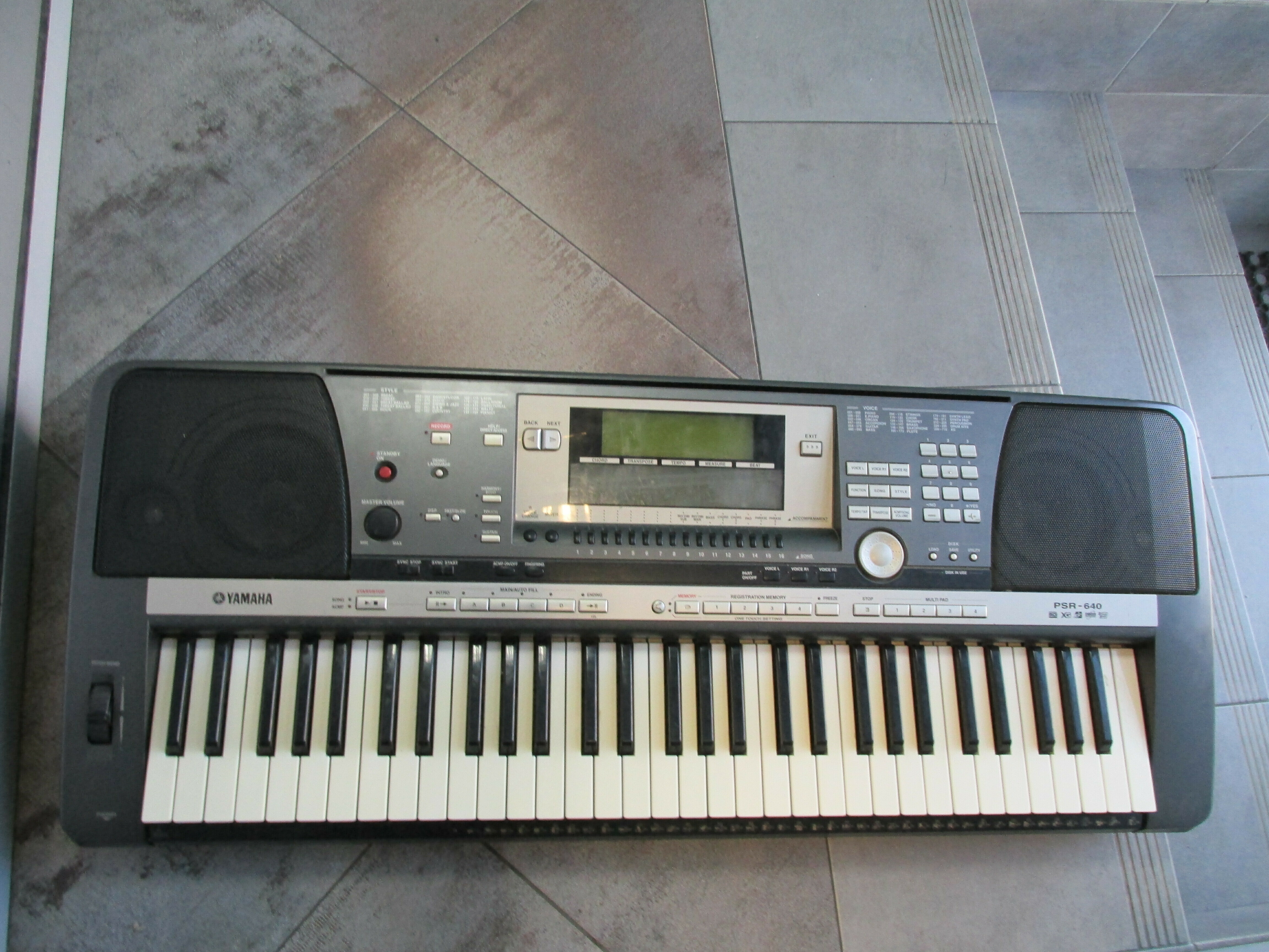 keyboard-yamaha-psr-640-stan-uzywany