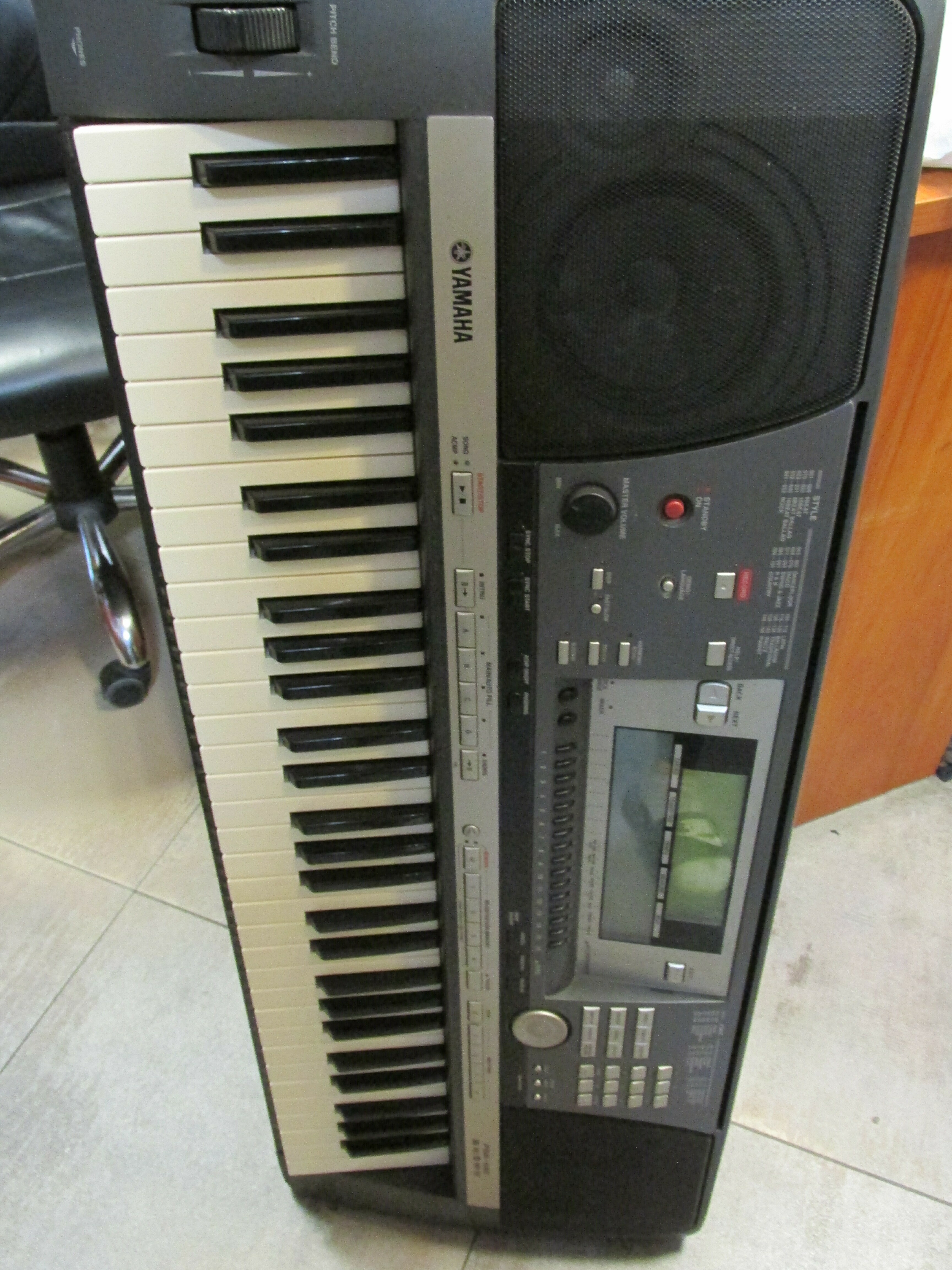 keyboard-yamaha-psr-640-marka-keyboardu-yamaha