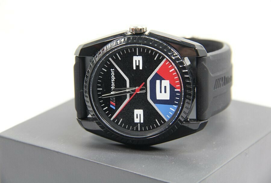 zegarek-meski-bmw-motorsport-1003-mechanizm-kwarcowy