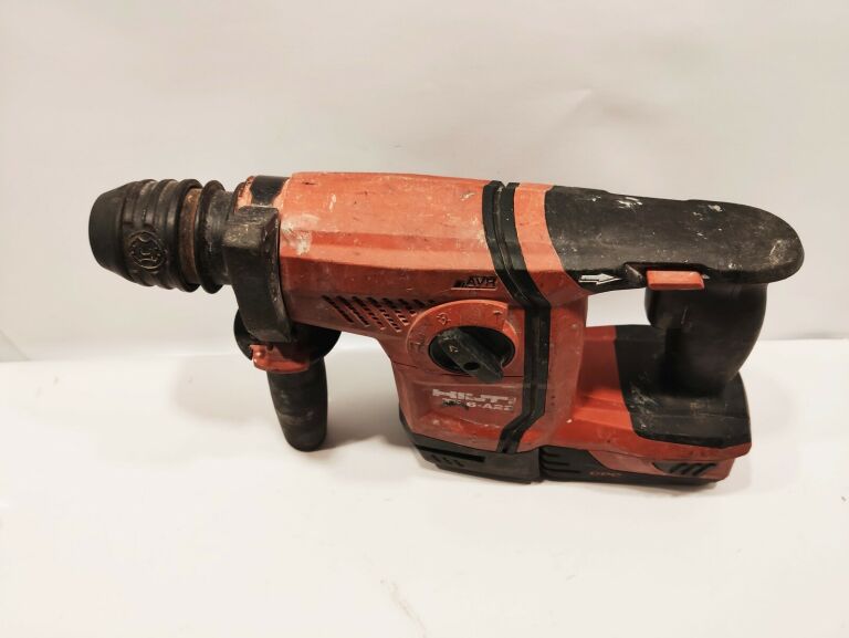 MŁOTOWIERTARKA HILTI TE 6-A22 + AKU 3.3 AH