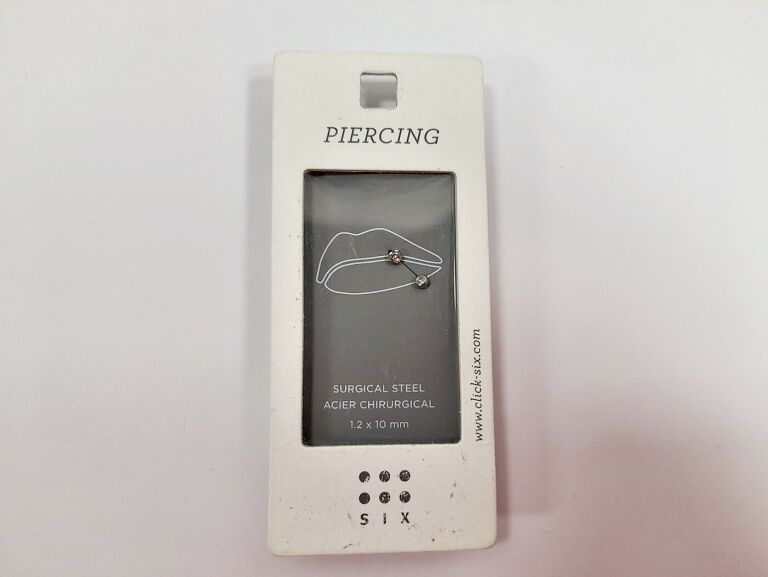 kolczyk-do-wargi-stal-chirurgiczna-cyrkonie-wolnosci-2a-strzelce-krajenskie