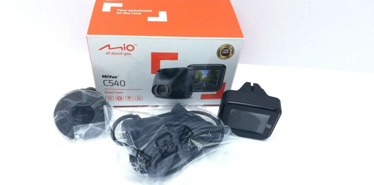 REJESTRATOR JAZDY MIO MIVUE C540