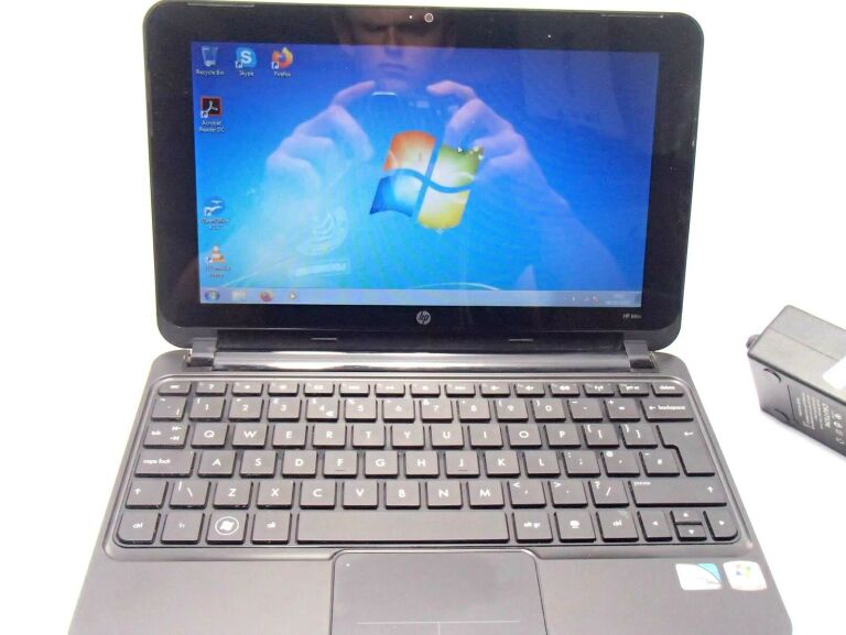 LAPTOP HP MINI