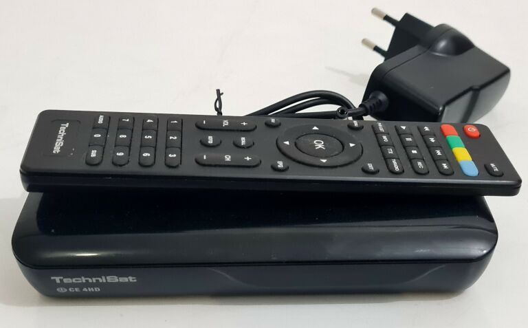 DEKODER DVBT TECHNISAT CE 4 HD