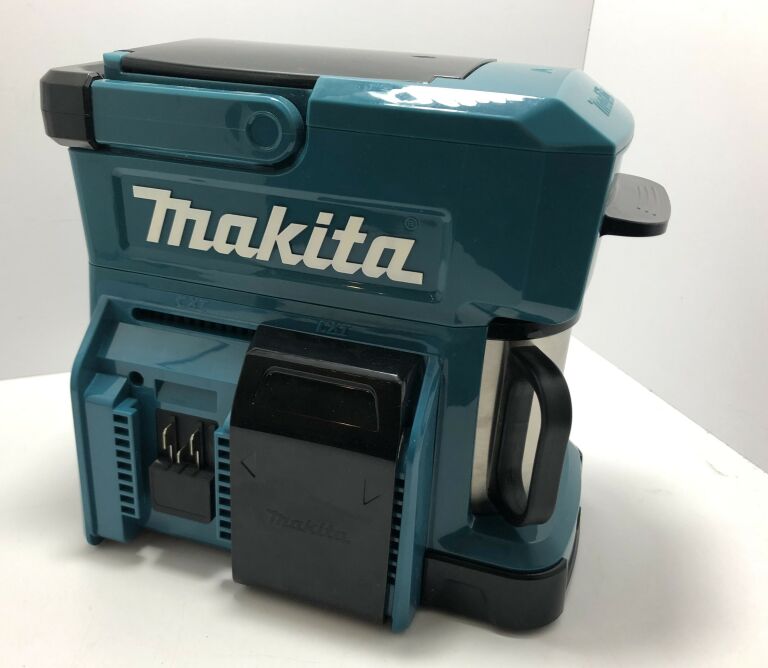 EKSPRES DO KAWY MAKITA DCM501 BODY