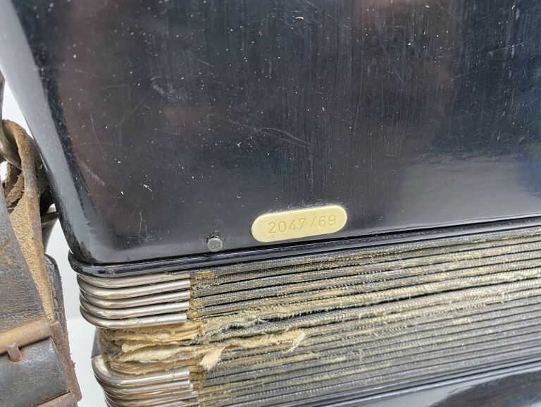 akordeon-royal-standard-montana-120-basow-204769-marka-inny