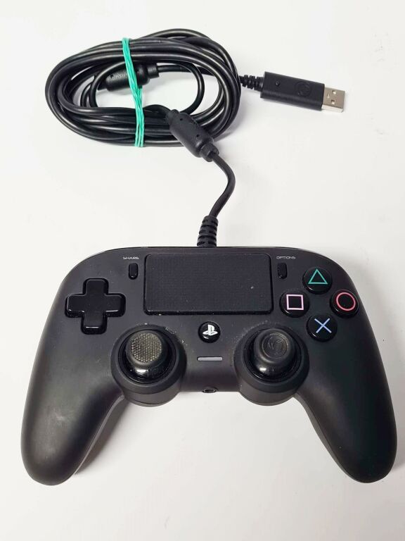 PAD DO SONY PS4 PRZEWODOWY NACON BB4469BLK