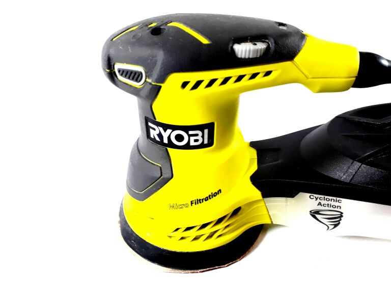 SZLIFIERKA MIMOŚRODOWA RYOBI ROS300/KOMPLET