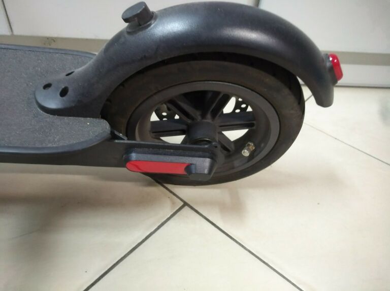 HULAJNOGA ELEKTRYCZNA FIAT 500 F85K