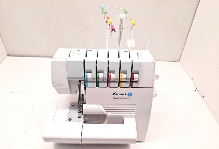 overlock-lucznik-820d-5-krupowki-75-zakopane