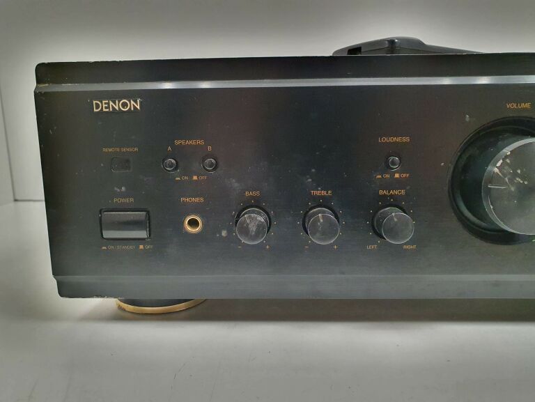 WZMACNIACZ DENON PMA-1055R PRZERYWA POTENCJOMETR