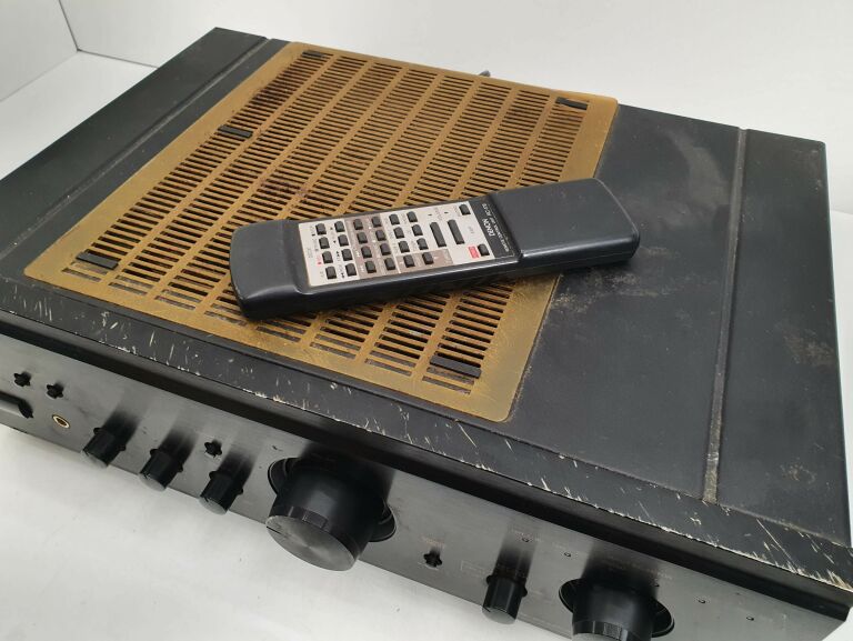 WZMACNIACZ DENON PMA-1055R PRZERYWA POTENCJOMETR