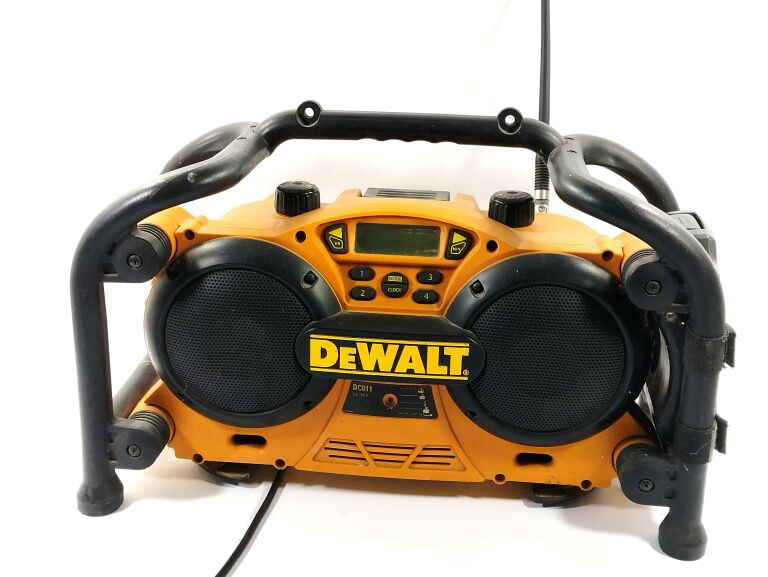 RADIO BUDOWLANE DEWALT DC011