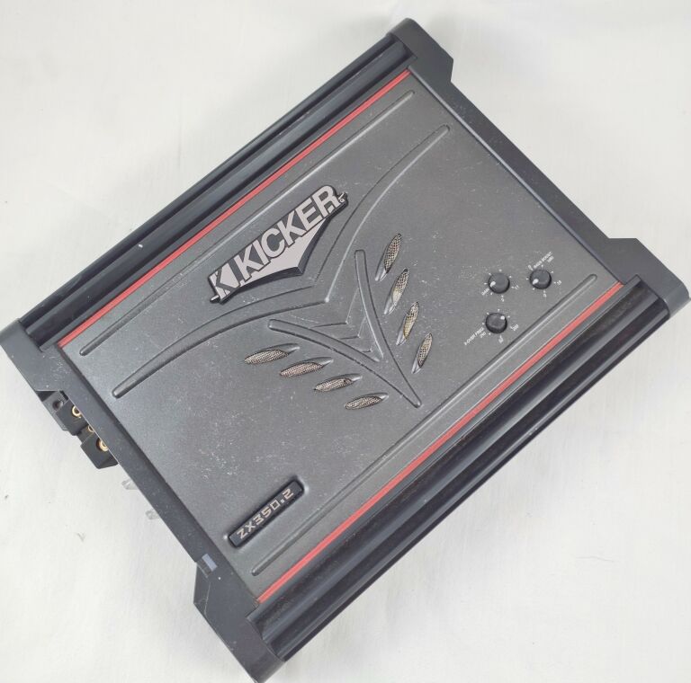 WZMACNIACZ KICKER ZX350,02