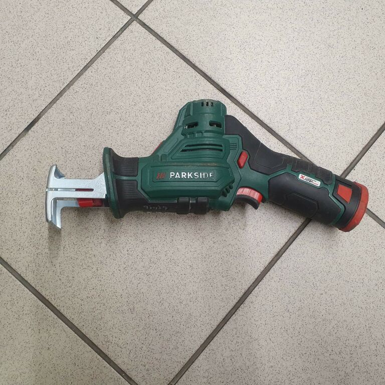 PIŁA SZABLASTA PARKSIDE PAAS 12 A2 + WALIZKA