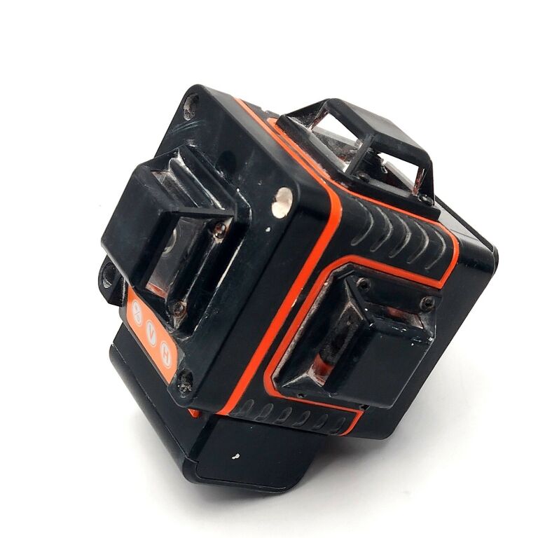 poziomica-laserowa-4dl-heckermann-zestaw-obroncow-wybrzeza-2a-gdansk