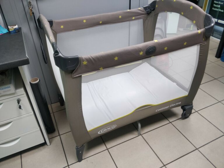 ŁÓŻECZKO DZIECIĘCE GRACO KOMPLET