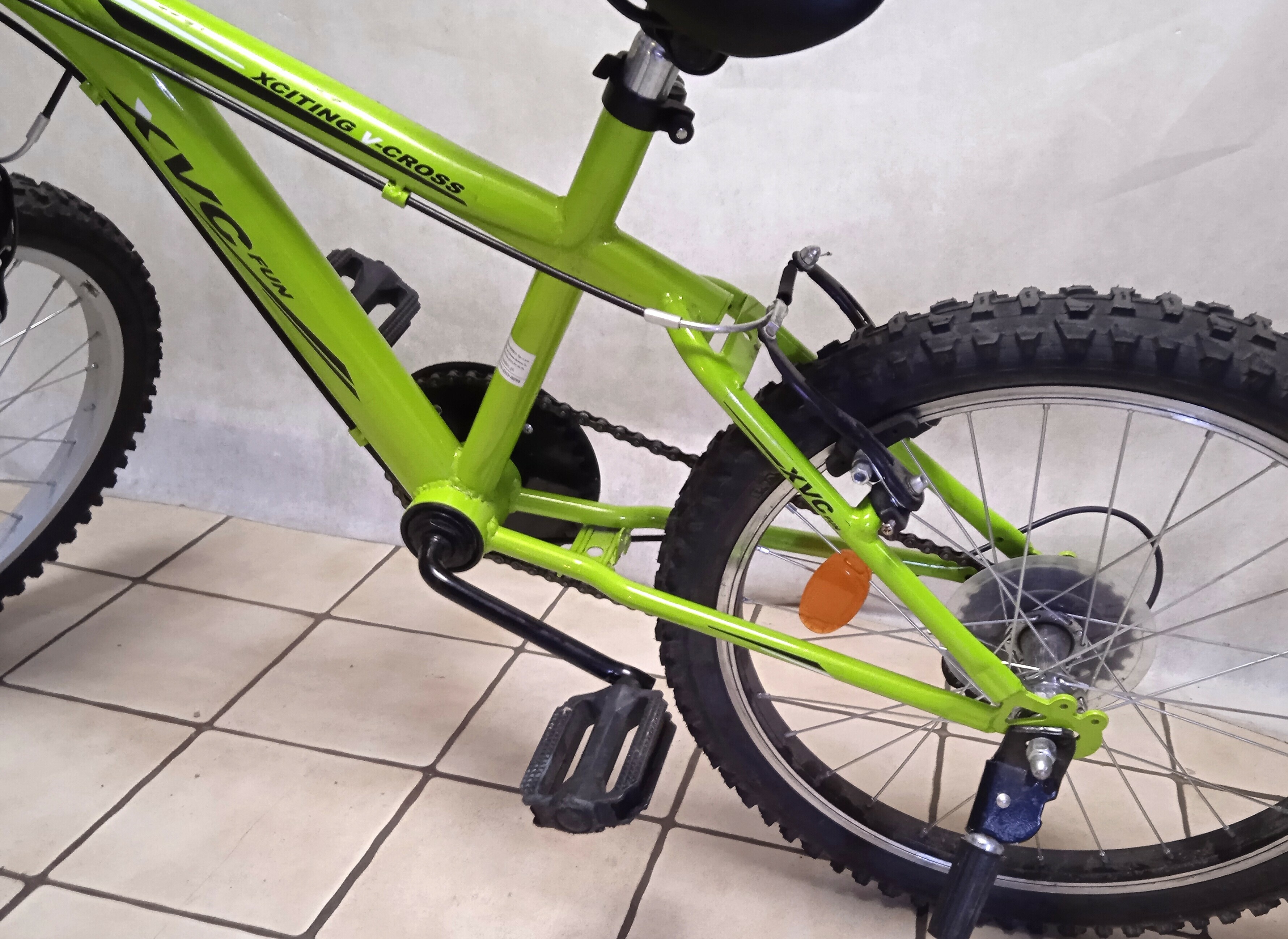 dzieciecy-rower-xvc-fun-20-zielony-plec-nie-dotyczy