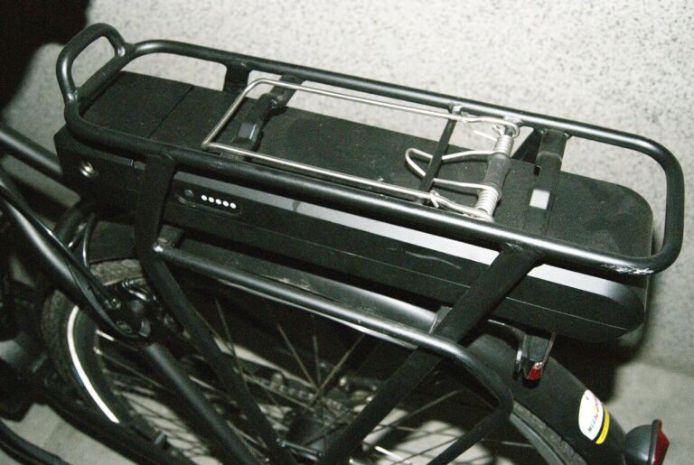 rower-elektryczny-superior-ssc300-damka-material-ramy-aluminium