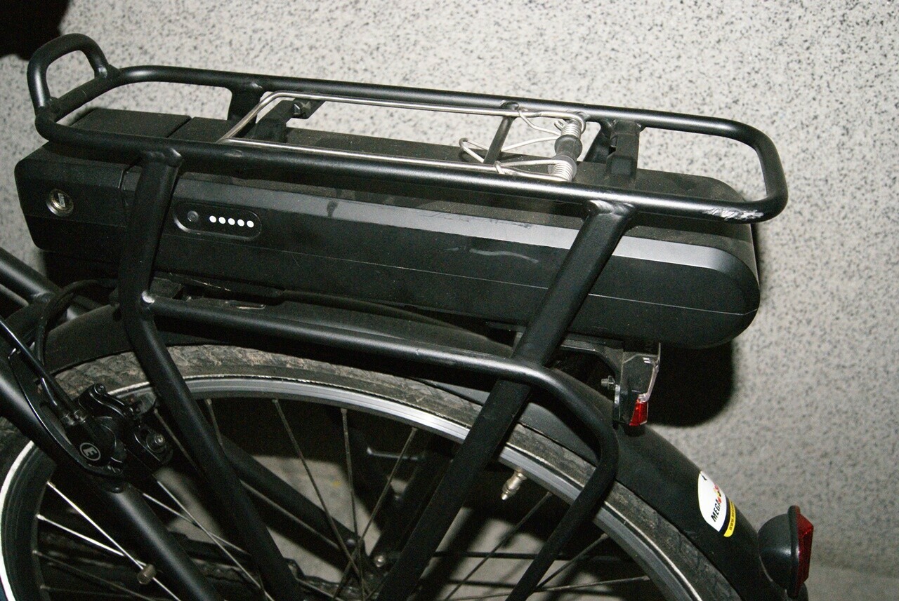 rower-elektryczny-superior-ssc300-damka-kolor-czarny