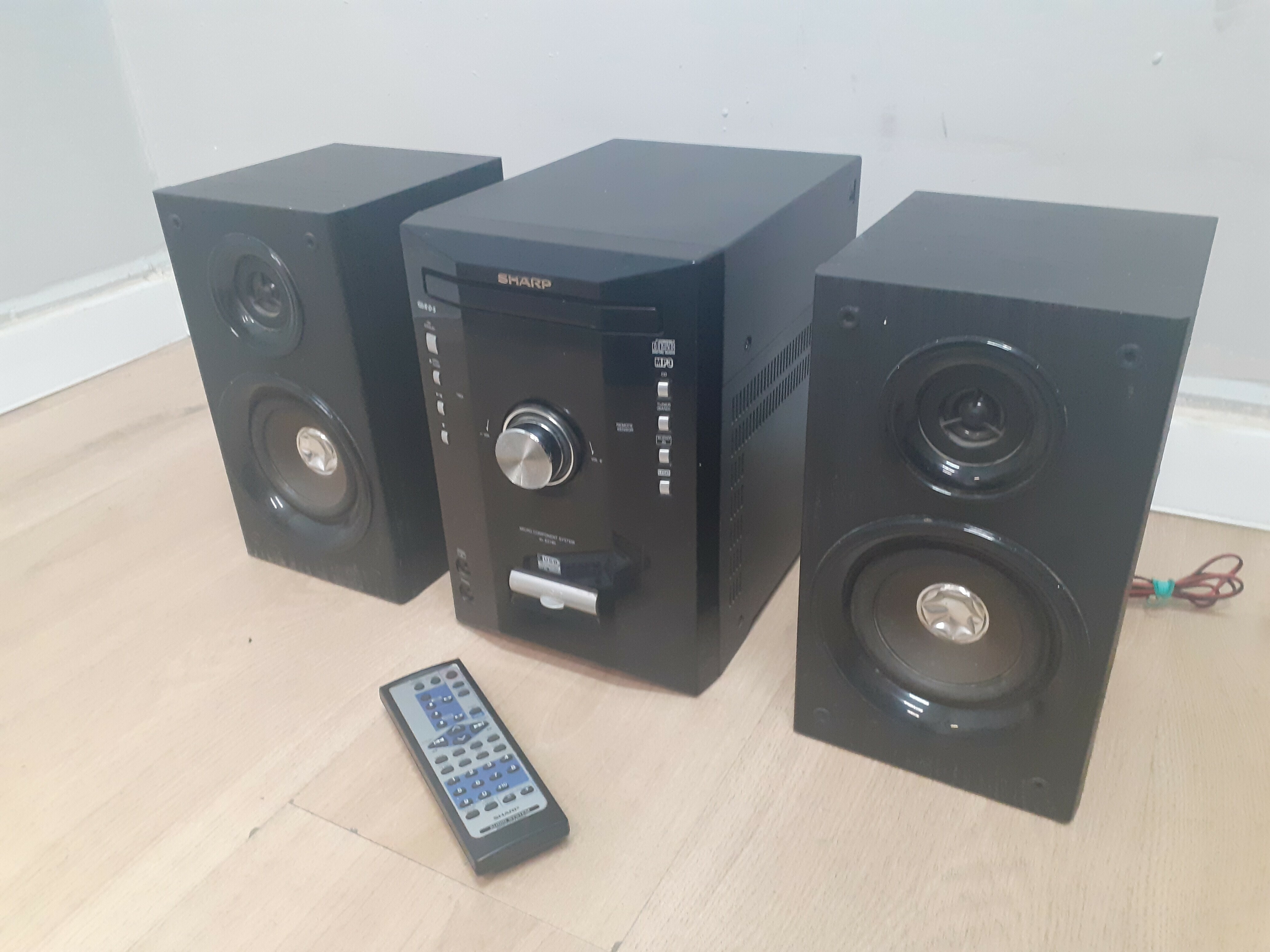 wieza-sharp-xl-e2180h-40w-ean-4974019966038