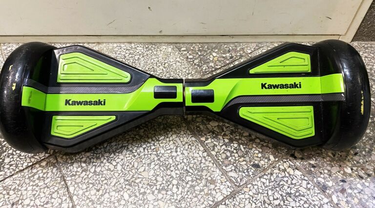 ELEKTRYCZNA DESKOROLKA KAWASAKI KX PRO