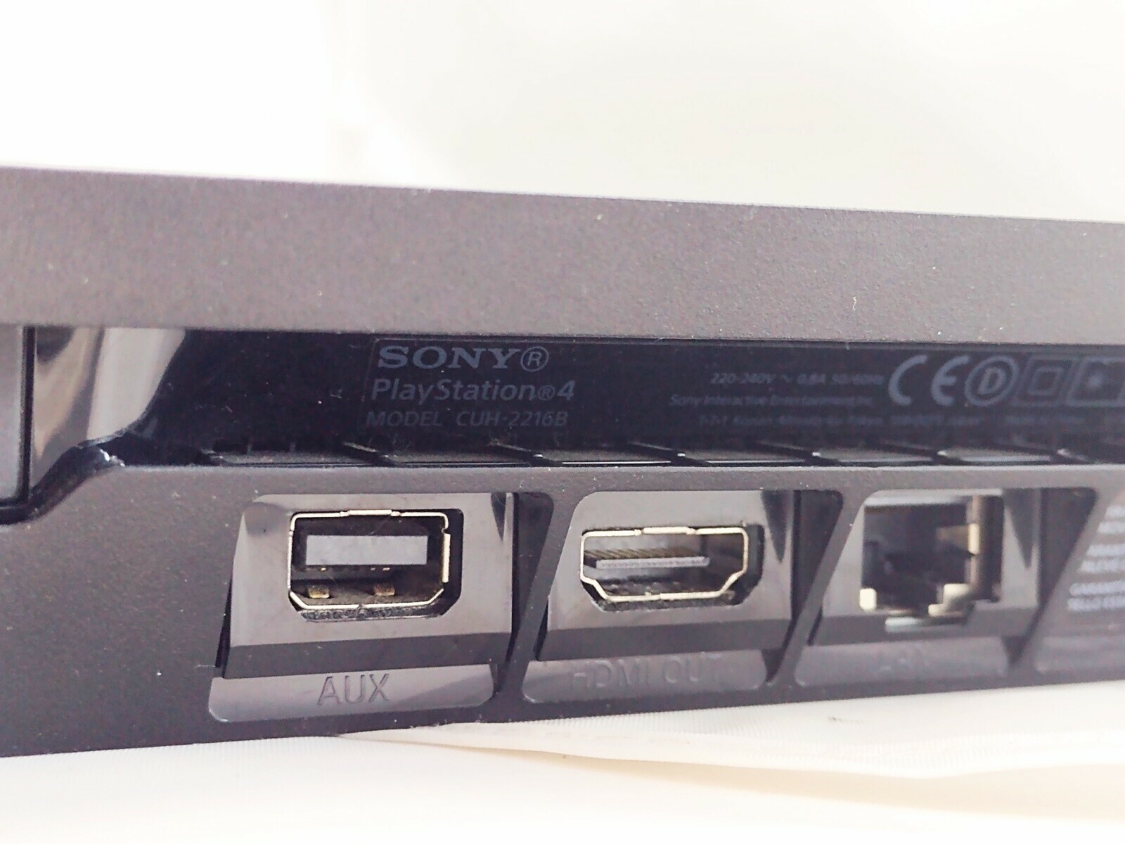 konsola-playstation-4-slim-cuh-2216b-1tb-ps4-kolor-czarny