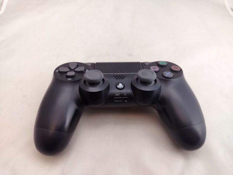 konsola-playstation-4-slim-cuh-2216b-1tb-ps4-gry-w-zestawie-nie