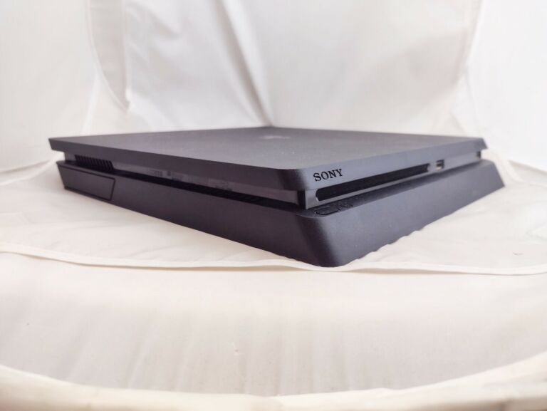 konsola-playstation-4-slim-cuh-2216b-1tb-ps4-dysk-wbudowana-pamiec-1-tb