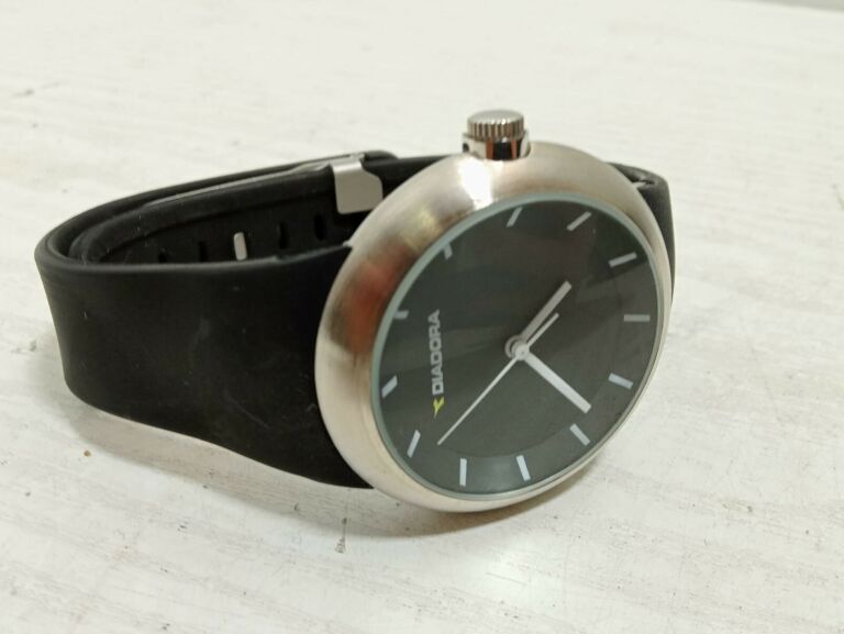 zegarek-diadora-styl-klasyczny
