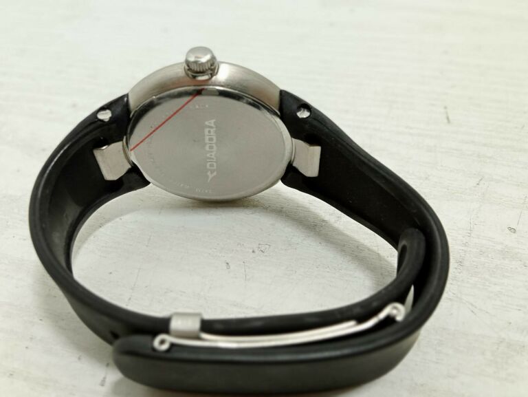 zegarek-diadora-mechanizm-kwarcowy
