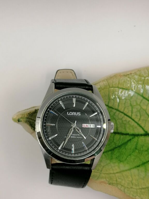 ZEGAREK MĘSKI LORUS CLASSIC AUTOMATIC