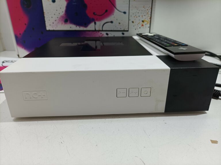 DEKODER WIFI PREMIUM BOX+ @ KOMPLET