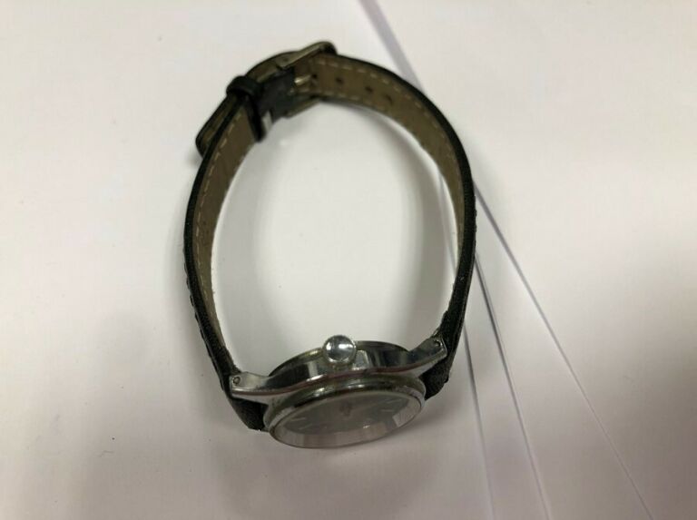 zegarek-3apr-22-kamienie-bateria-do-wymiany-rodzaj-analogowe