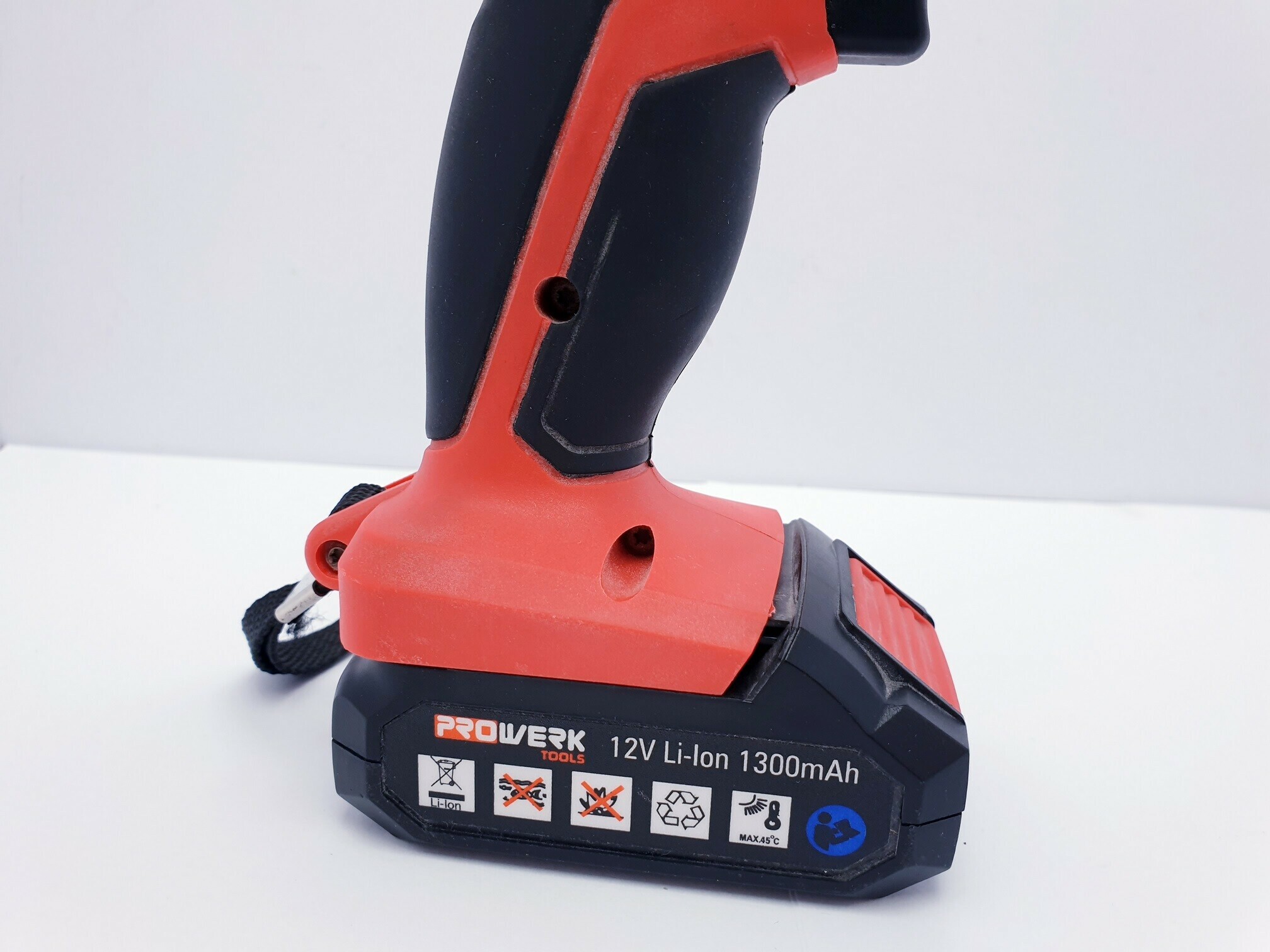 wkretarka-prowerk-tools-12-v-napiecie-v-12-v