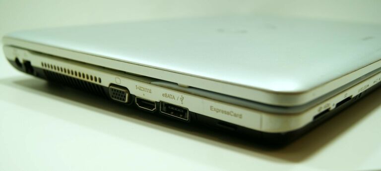 laptop-sony-vaio-pcg-71211m-i5-4gb-ram-240gb-hdd-wielkosc-pamieci-ram-4-gb