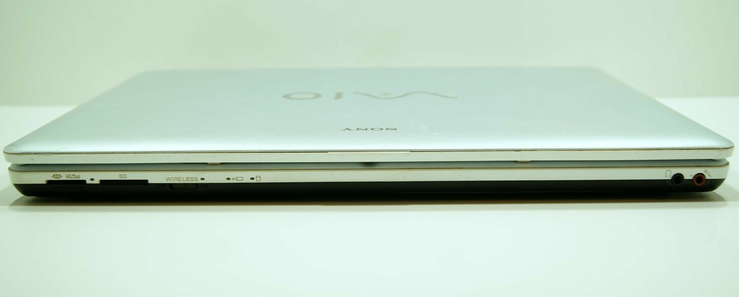 laptop-sony-vaio-pcg-71211m-i5-4gb-ram-240gb-hdd-system-operacyjny-windows-10-home