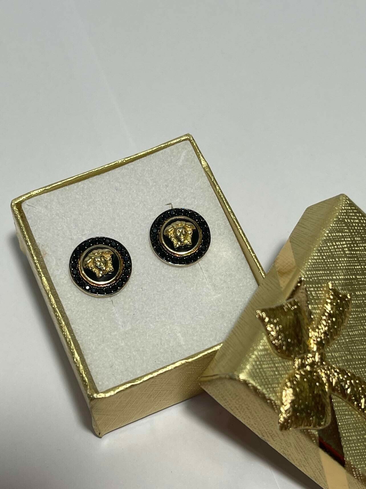 zlote-kolczyki-versace-sztyft-p585-356g-rodzaj-wyrob-jubilerski