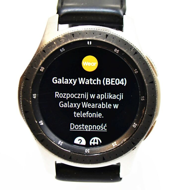 samsung-galaxy-watch-46mm-silver-r800-pud-lad-obsluga-ladowania-bezprzewodowego-nie