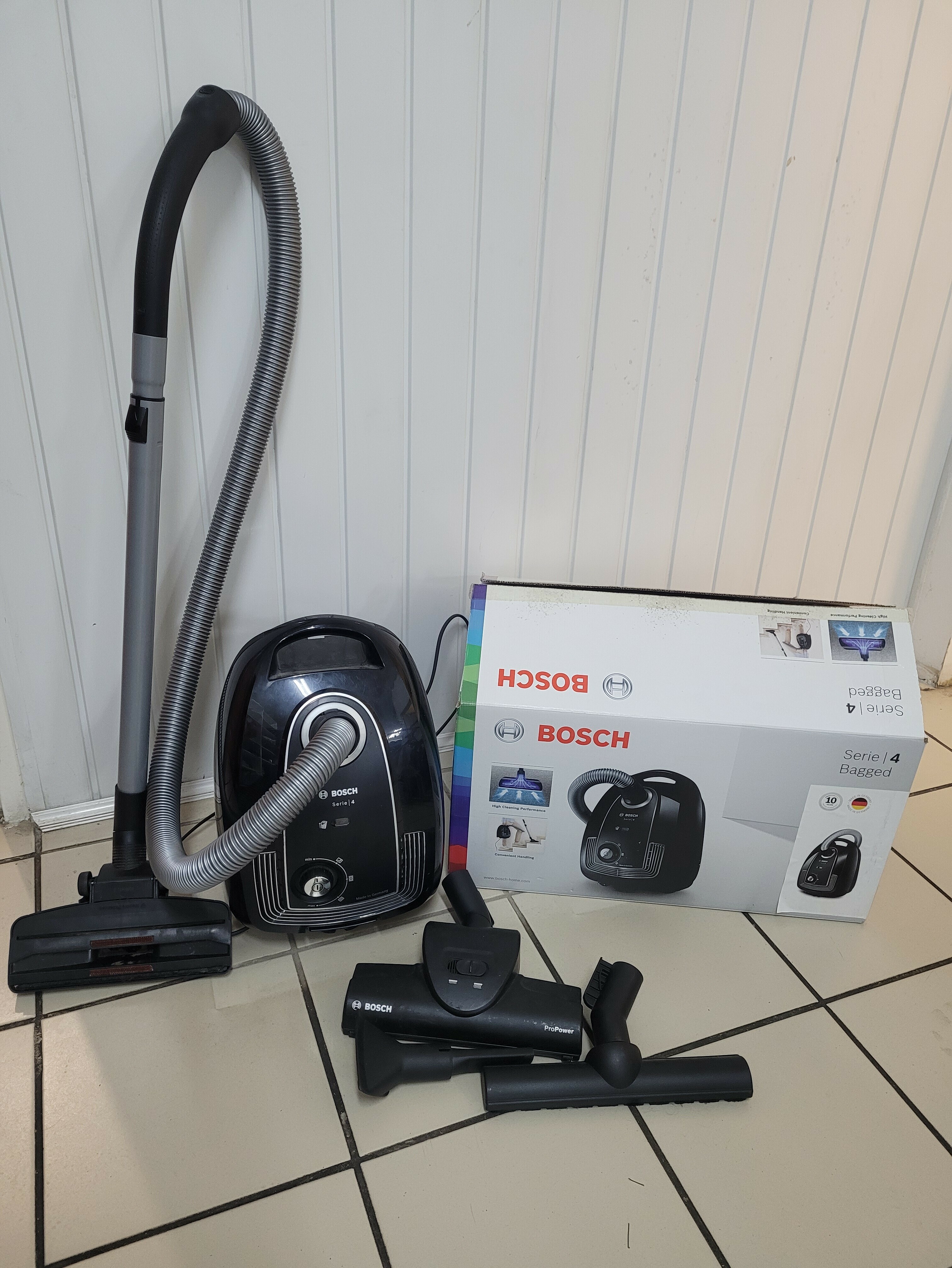 odkurzacz-bosch-bgls48-rzgowska-75-lodz