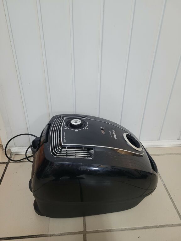 odkurzacz-bosch-bgls48-marka-bosch