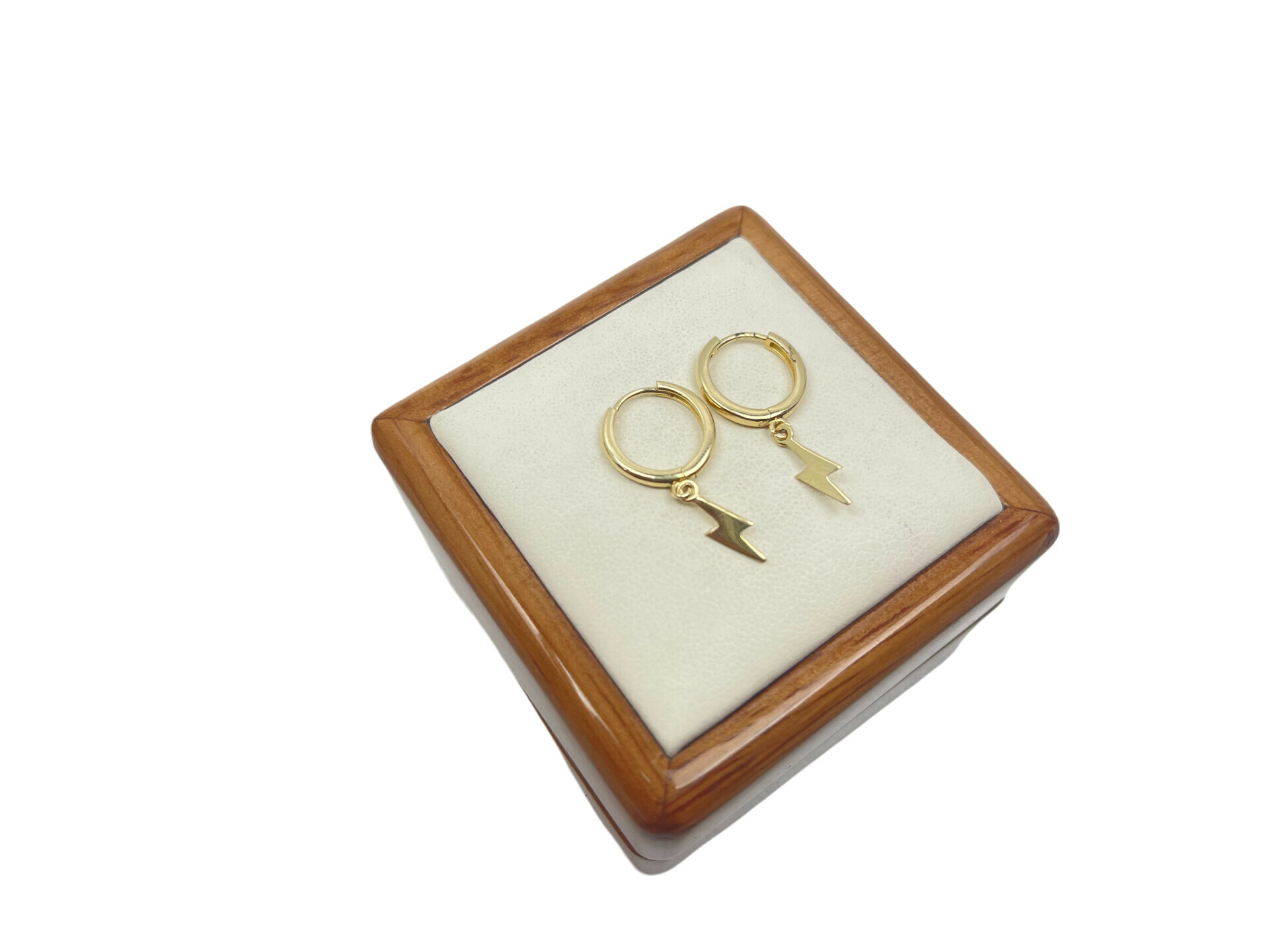 przesliczne-kolczyki-w-piorun-ze-zlota-14-karatow-ean-gtin-5905868205275