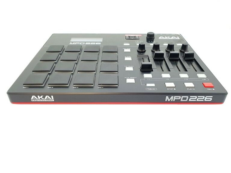 KONTROLER PADOWY AKAI MPD-226