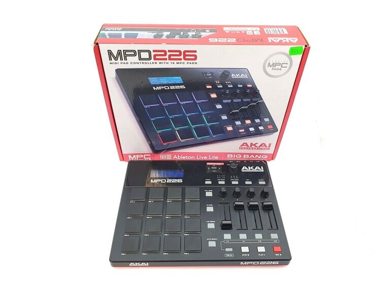 KONTROLER PADOWY AKAI MPD-226