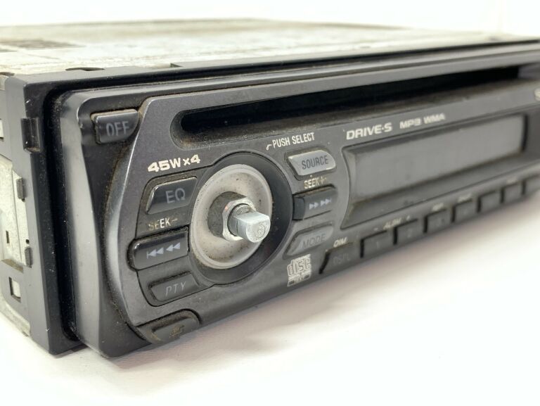 RADIO SONY CDX-GT212