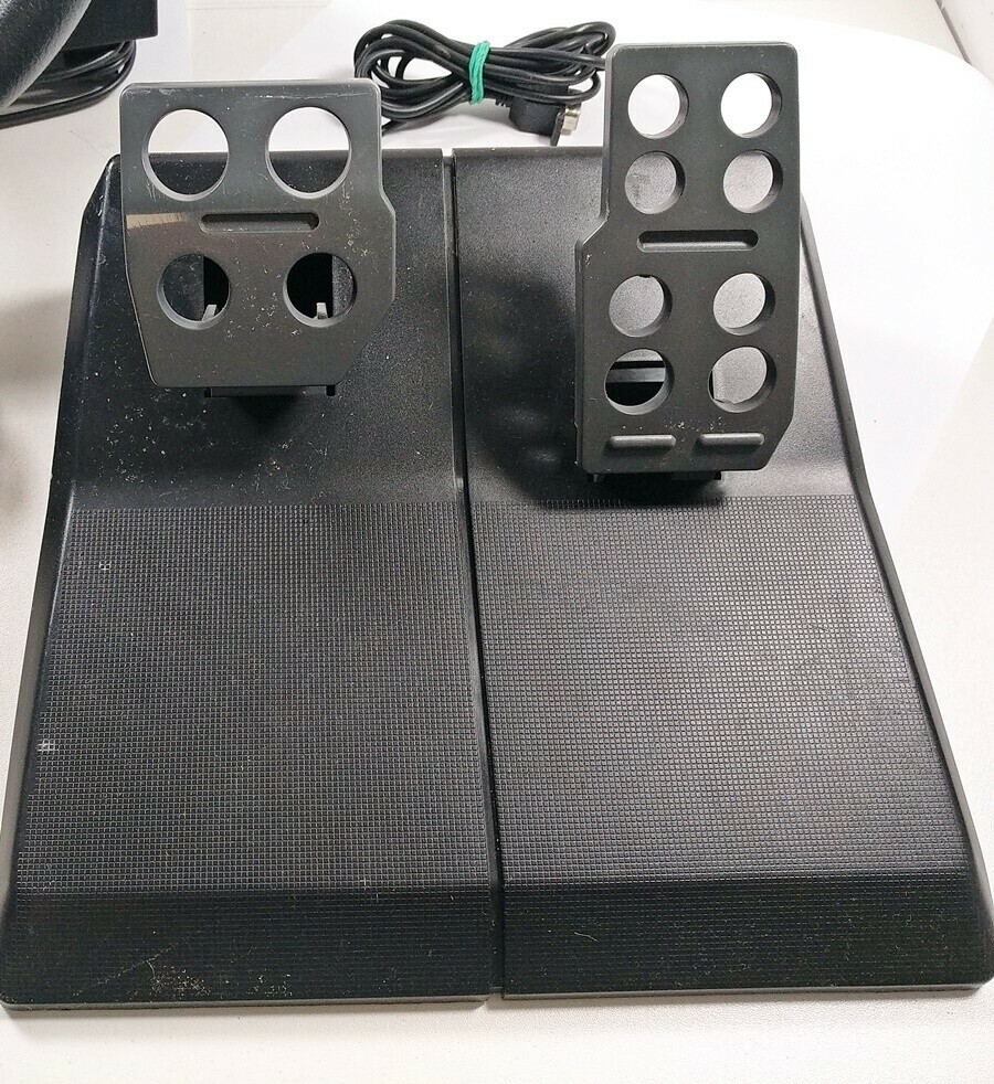 kierownica-logitech-formula-force-ex-e-um14-stan-uzywany