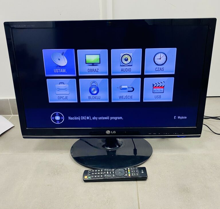 MONITOR LG DM2780D-PZ Z TUNEREM TV